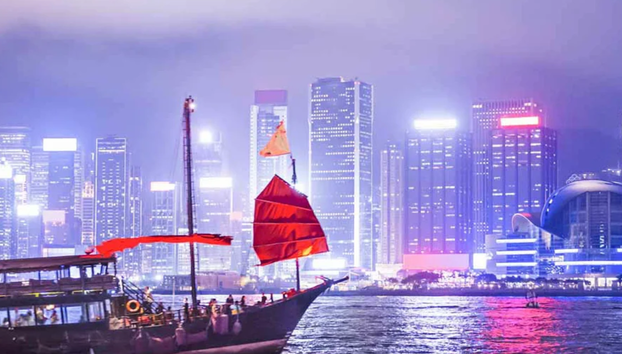 A Night in Victoria Harbor: Aqua Luna Cruise - Foto 2